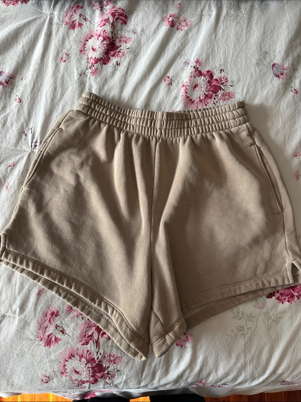 Abercrombie & Fitch Beige High-Waist Athletic Lounge Shorts